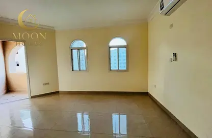 Apartment - 2 Bedrooms - 2 Bathrooms for rent in Somerset Al Mansoura - Al Mansoura - Doha