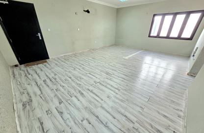 Apartment - 2 - 2 for rent in Souk Al gharaffa - Al Gharrafa - Doha