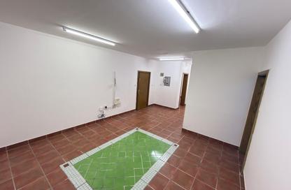 Apartment - 2 Bedrooms - 1 Bathroom for rent in Old Airport Road - Old Airport Road - Doha