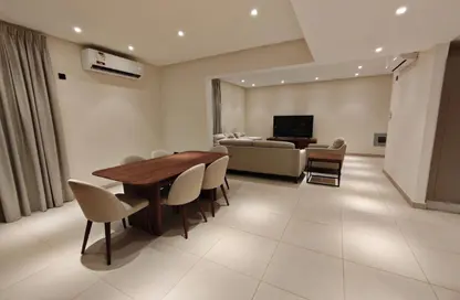 Apartment - 3 Bedrooms - 3 Bathrooms for rent in Umm Ghwailina Comm - Umm Ghuwalina - Umm Ghuwailina - Doha