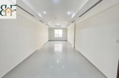 Apartment - 5 Bedrooms - 5 Bathrooms for rent in Old Airport Road - Old Airport Road - Doha