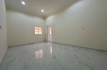 شقة - غرفة نوم - 1 حمام للايجار في الخليج الجنوبي - الخليج الغربي - الدوحة