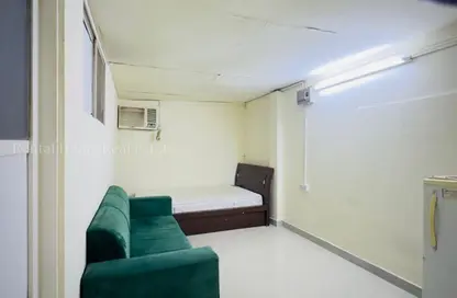 شقة - 1 حمام للايجار في شارع العزيزة - العزيزية - الدوحة