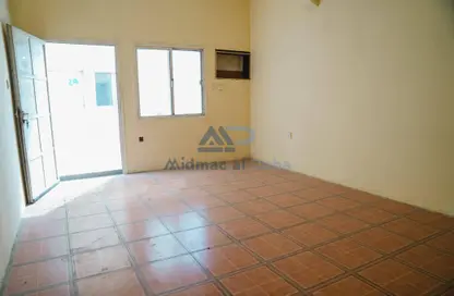 Whole Building - 1 Bedroom - 1 Bathroom for rent in Industrial Area - Industrial Area - Doha