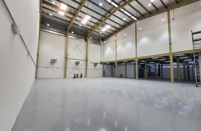 Warehouse - Studio - 7+ for rent in Birkat Al Awamer - Al Wakra