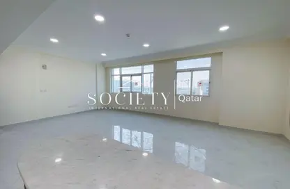 شقة - 2 غرف نوم - 4 حمامات للايجار في بياتزا 1 - بياتزا - فوكس هيلز - الوسيل