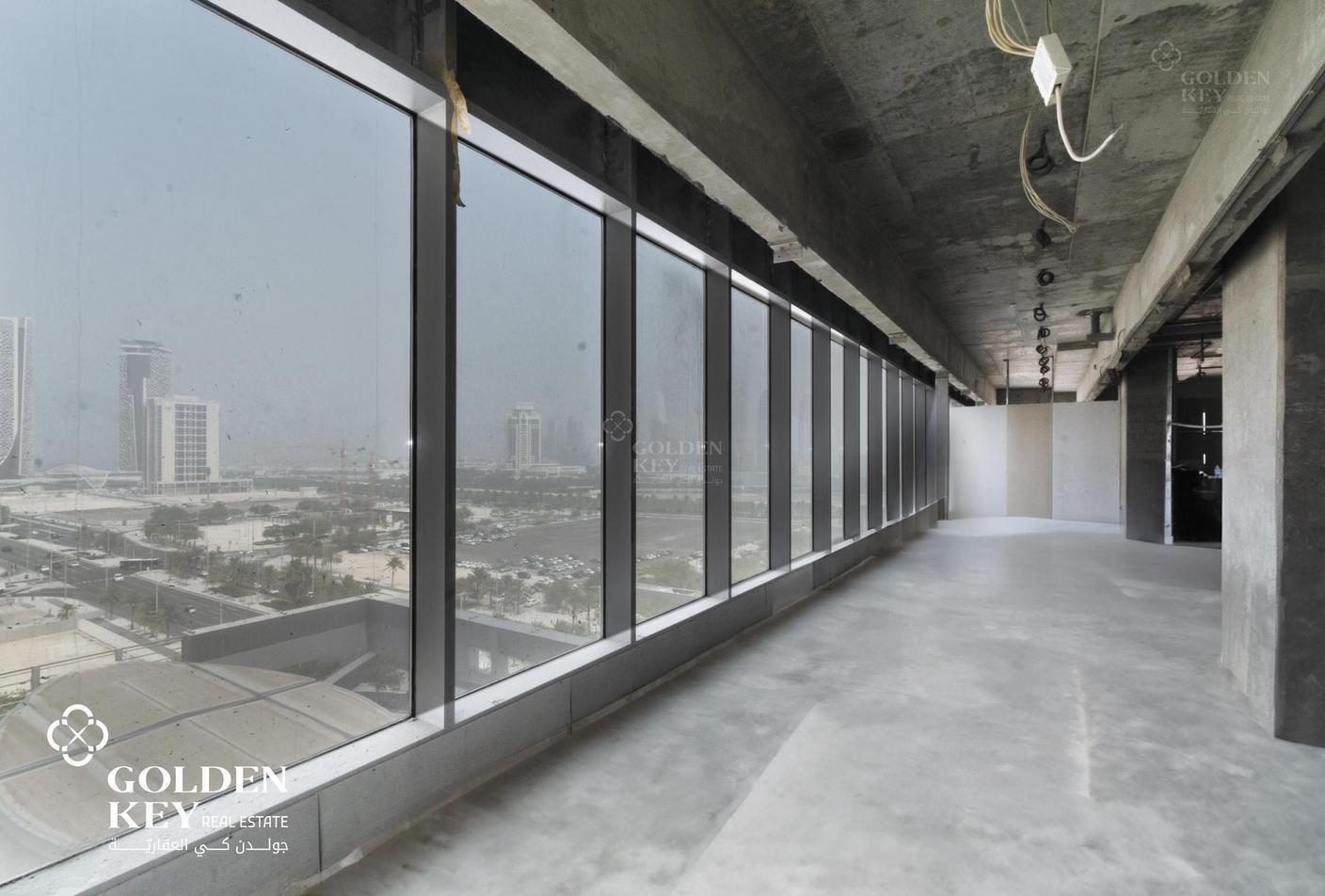 Sea View | Flexible Shell and Core Office