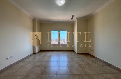 Apartment - 2 Bedrooms - 2 Bathrooms for rent in Two Porto Arabia - Porto Arabia - The Pearl Island - Doha
