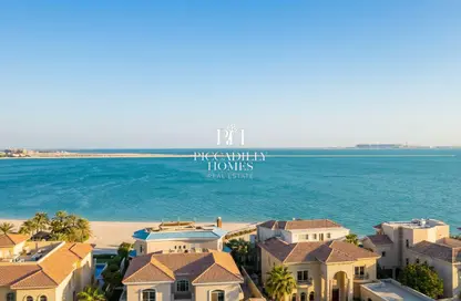 Apartment - 2 Bedrooms - 3 Bathrooms for rent in Tower 28 - Porto Arabia - The Pearl Island - Doha