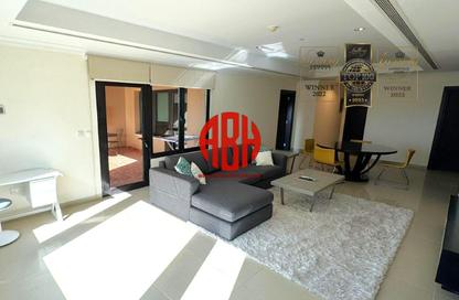 Apartment - 1 Bedroom - 2 Bathrooms for rent in East Porto Drive - Porto Arabia - The Pearl Island - Doha