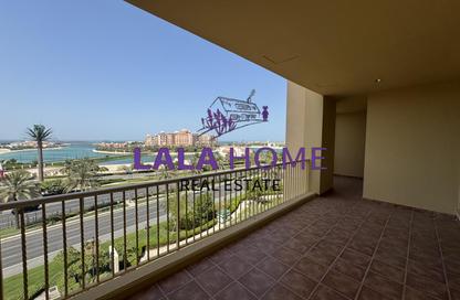 Apartment - 2 Bedrooms - 3 Bathrooms for rent in East Porto Drive - Porto Arabia - The Pearl Island - Doha