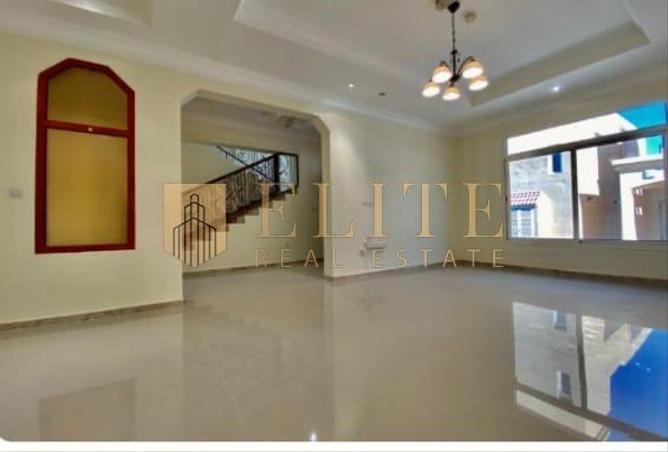 56721741 - Property Image 2
