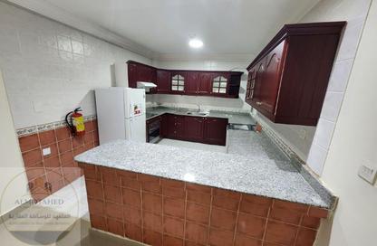 Apartment - 2 Bedrooms - 3 Bathrooms for rent in Al Sadd Road - Al Sadd - Doha Apartment - 2 Bedrooms - 3 Bathrooms for rent in Al Sadd Road - Al Sadd - Doha