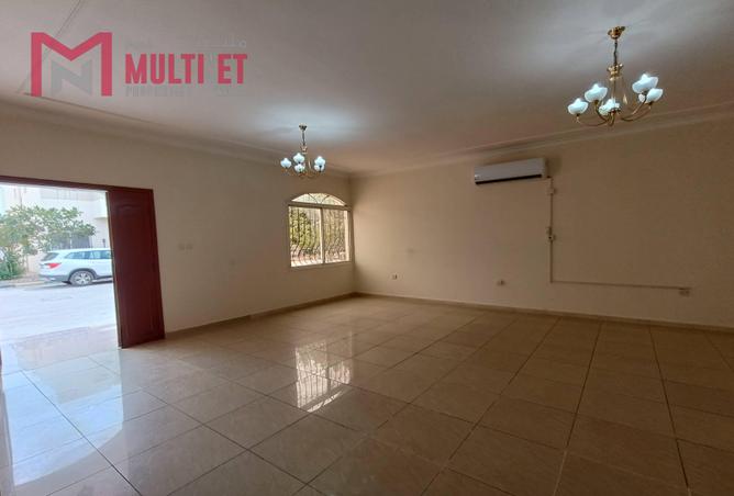 54008619 - Property Main Image