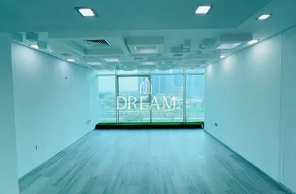 مساحات مكتبية - 5 غرف نوم - 2 حمامات للايجار في برج وست باي - الخليج الجنوبي - الخليج الغربي - الدوحة