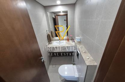 Apartment - 2 Bedrooms - 2 Bathrooms for rent in Lusail Marina Heights - Marina District - Lusail