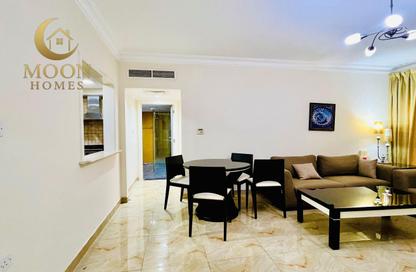 Apartment - 1 Bedroom - 1 Bathroom for rent in Umm Ghwailina Comm - Umm Ghuwalina - Umm Ghuwailina - Doha
