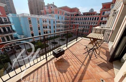 Apartment - 1 - 2 for sale in Carnaval - Qanat Quartier - The Pearl Island - Doha