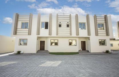 مجمع سكني - 5 غرف نوم - 5 حمامات للايجار في منطقة مويثر - الريان - الدوحة