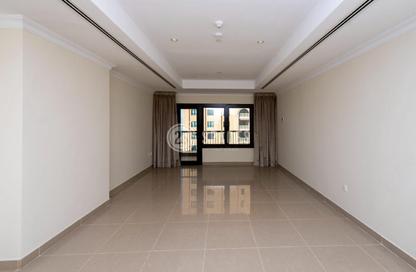 Apartment - 1 - 2 for sale in East Porto Drive - Porto Arabia - The Pearl Island - Doha Apartment - 1 - 2 for sale in East Porto Drive - Porto Arabia - The Pearl Island - Doha