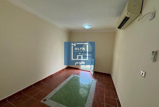 1023517 - Property Image 2