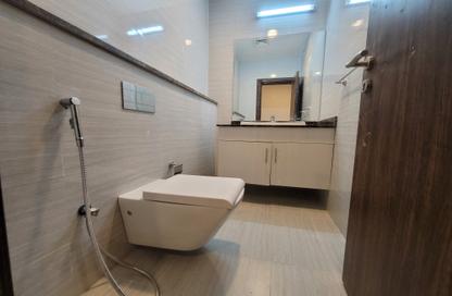 Apartment - 3 Bedrooms - 3 Bathrooms for rent in East Porto Drive - Porto Arabia - The Pearl Island - Doha