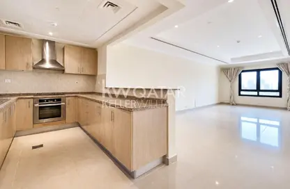 Apartment - 1 Bathroom for rent in West Porto Drive - Porto Arabia - The Pearl Island - Doha