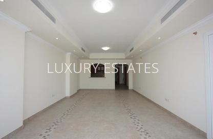 Apartment - 2 Bedrooms - 3 Bathrooms for sale in East Porto Drive - Porto Arabia - The Pearl Island - Doha Apartment - 2 Bedrooms - 3 Bathrooms for sale in East Porto Drive - Porto Arabia - The Pearl Island - Doha