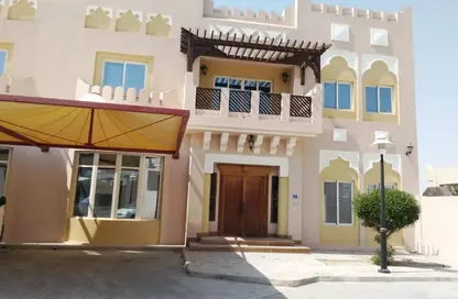 فيلا - 5 غرف نوم - 6 حمامات للايجار في شارع بحيرة الخليج الغربي - بحيرة وست لاجون - الدوحة