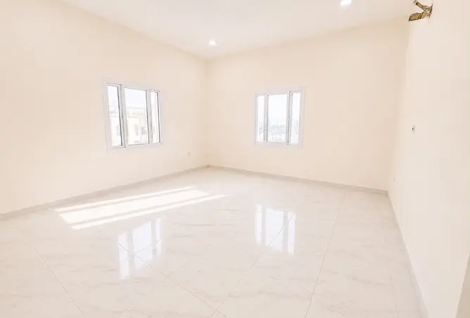 60056015 - Property Image 2