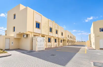 Compound - 6 Bedrooms - 4 Bathrooms for sale in Al Sakhama - Doha