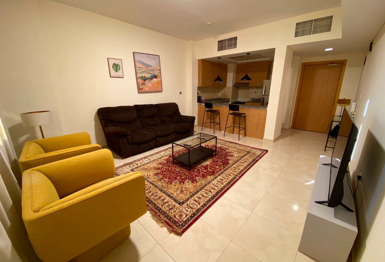 1 BHK Fully Furnished Apartment | Fox Hills thumbnail 3