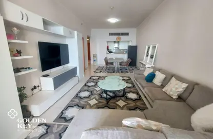 Apartment - 2 Bedrooms - 3 Bathrooms for rent in Viva West - Viva Bahriyah - The Pearl Island - Doha