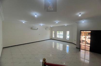 Compound - 5 Bedrooms - 4 Bathrooms for rent in Ain Khaled Villas - Ain Khaled - Doha Compound - 5 Bedrooms - 4 Bathrooms for rent in Ain Khaled Villas - Ain Khaled - Doha