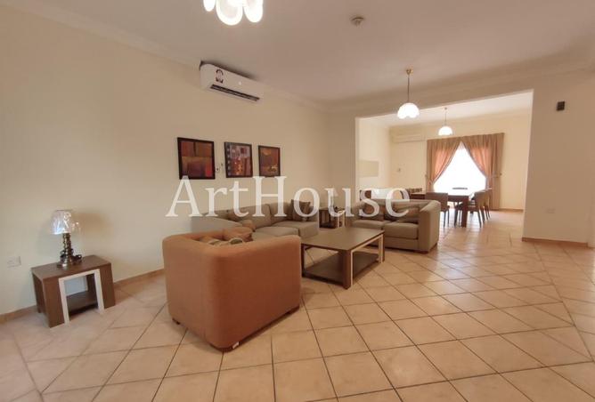 60166415 - Property Image 2