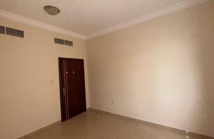 Apartment - 2 Bedrooms - 2 Bathrooms for rent in Al Mansoura - Al Mansoura - Doha