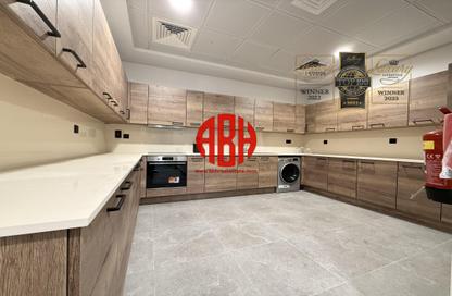 Apartment - 2 Bedrooms - 3 Bathrooms for rent in OqbaBin Nafie Steet - Old Airport Road - Doha