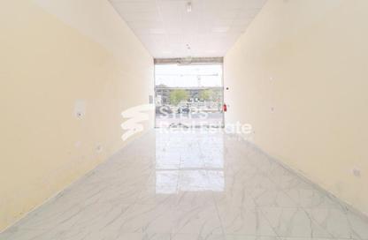 Shop - Studio - 1 Bathroom for rent in Bu Hamour Street - Abu Hamour - Doha