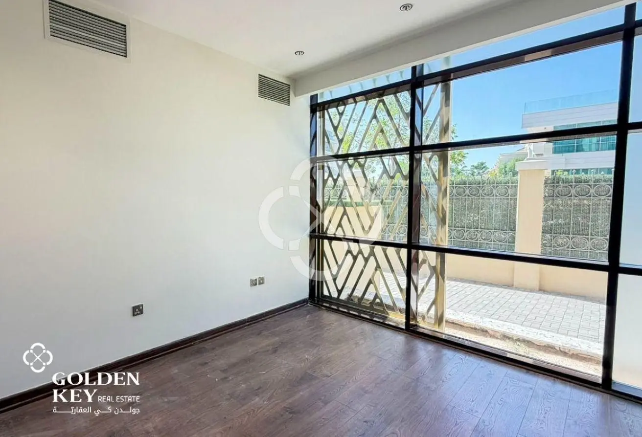 63808175 - Property Main Image
