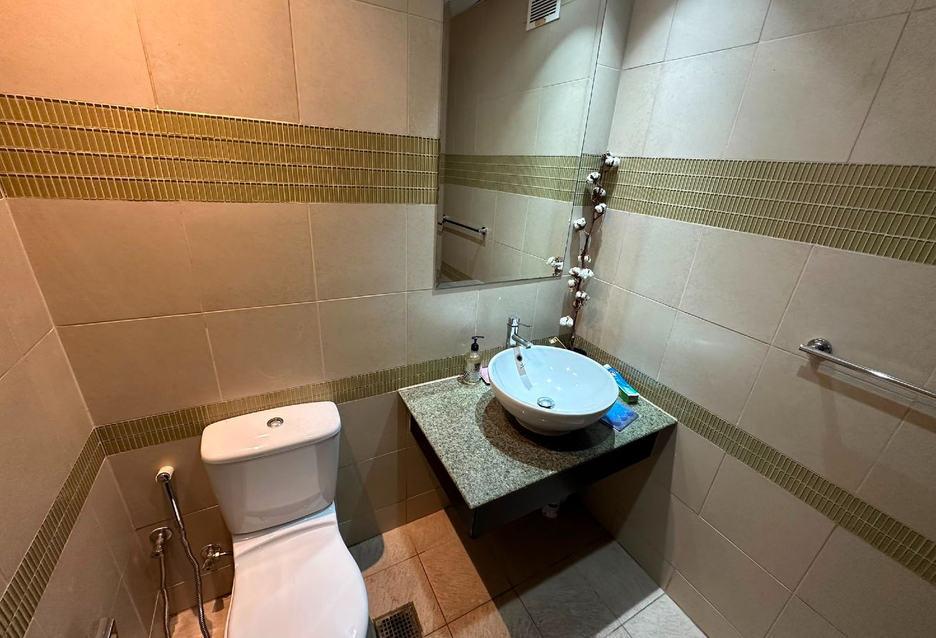 Spacious 1 BHK I FF I EXL I Partial marina view thumbnail 8