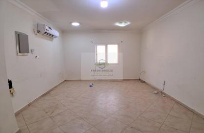 Apartment - 2 Bedrooms - 3 Bathrooms for rent in Muntazah 7 - Al Muntazah - Doha