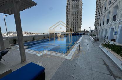 Apartment - 2 Bedrooms - 4 Bathrooms for rent in Floresta Gardens - Floresta Gardens - The Pearl Island - Doha