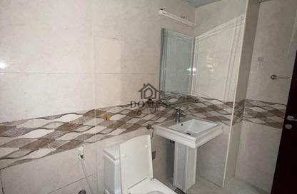 Apartment - 2 Bedrooms - 2 Bathrooms for rent in Al Mansoura - Al Mansoura - Doha