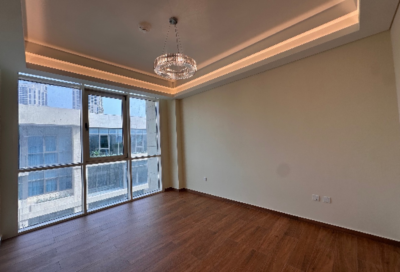 SPACIOUS DUPLEX 4 PLUS MAID AND ELEVATOR - duplex in Crystal Residence