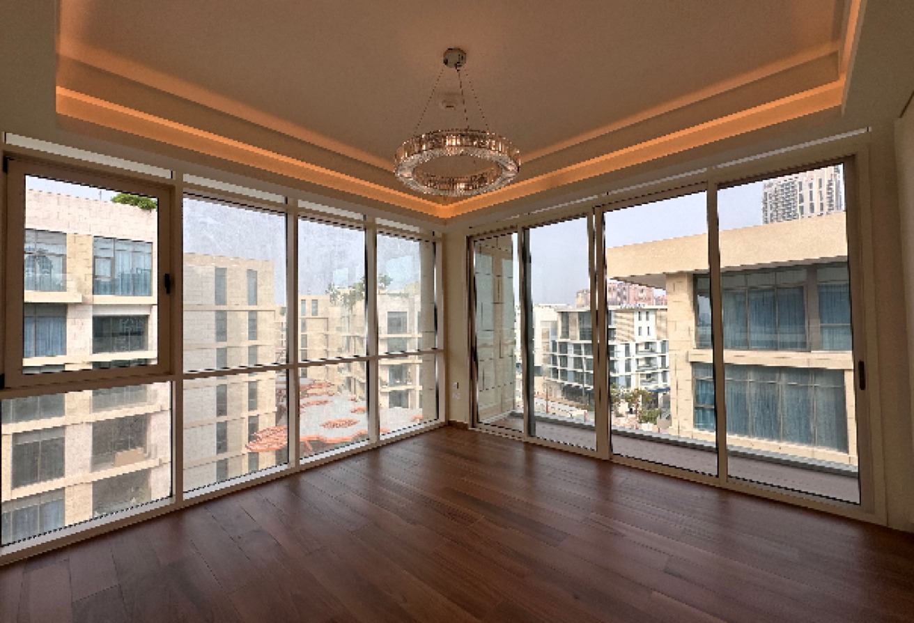 SPACIOUS DUPLEX 4 PLUS MAID AND ELEVATOR - duplex in Crystal Residence