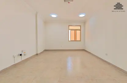 Apartment - 2 Bedrooms - 2 Bathrooms for rent in Al Sadd Road - Al Sadd - Doha