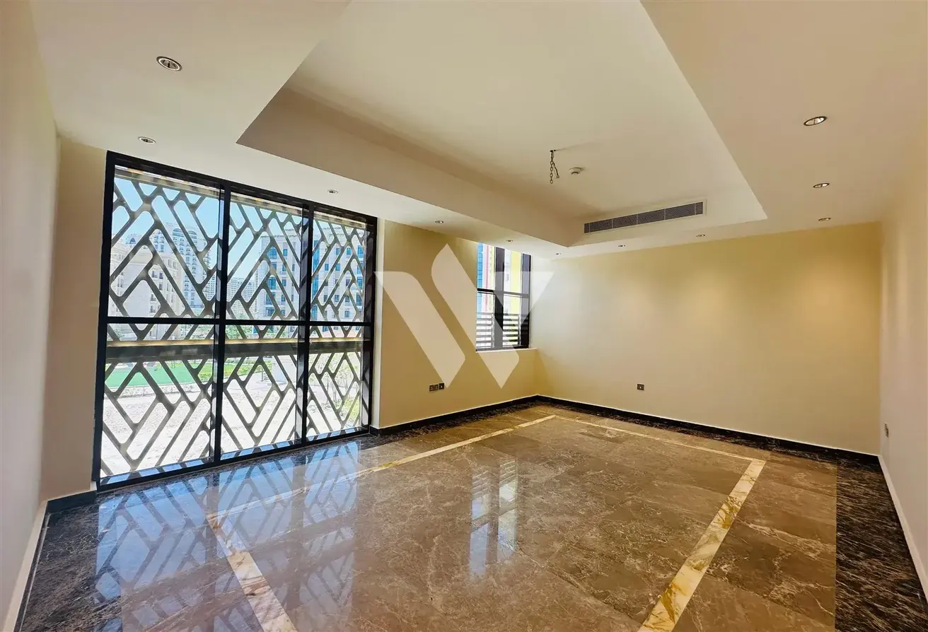 64255841 - Property Main Image