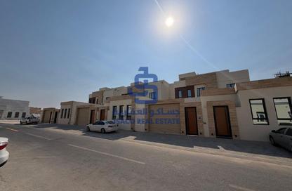 Villa - 7 - 7 for sale in Wadi Al Markh - Muraikh - AlMuraikh - Doha