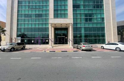 Show Room - Studio - 2 Bathrooms for rent in C-Ring Road - Al Sadd - Doha