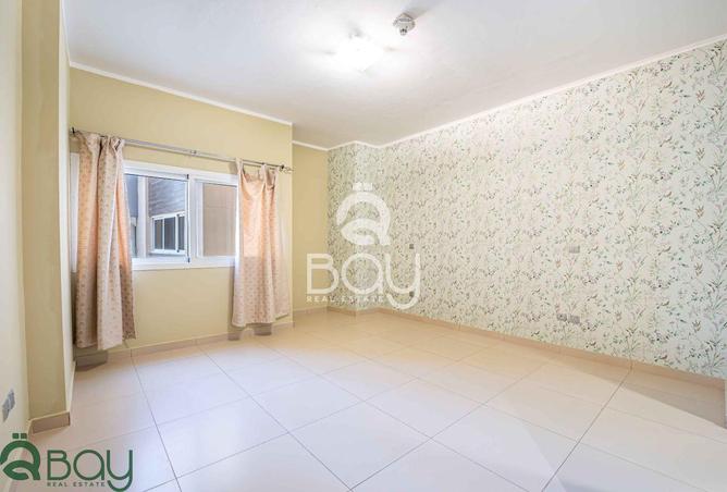 1012087 - Property Image 3